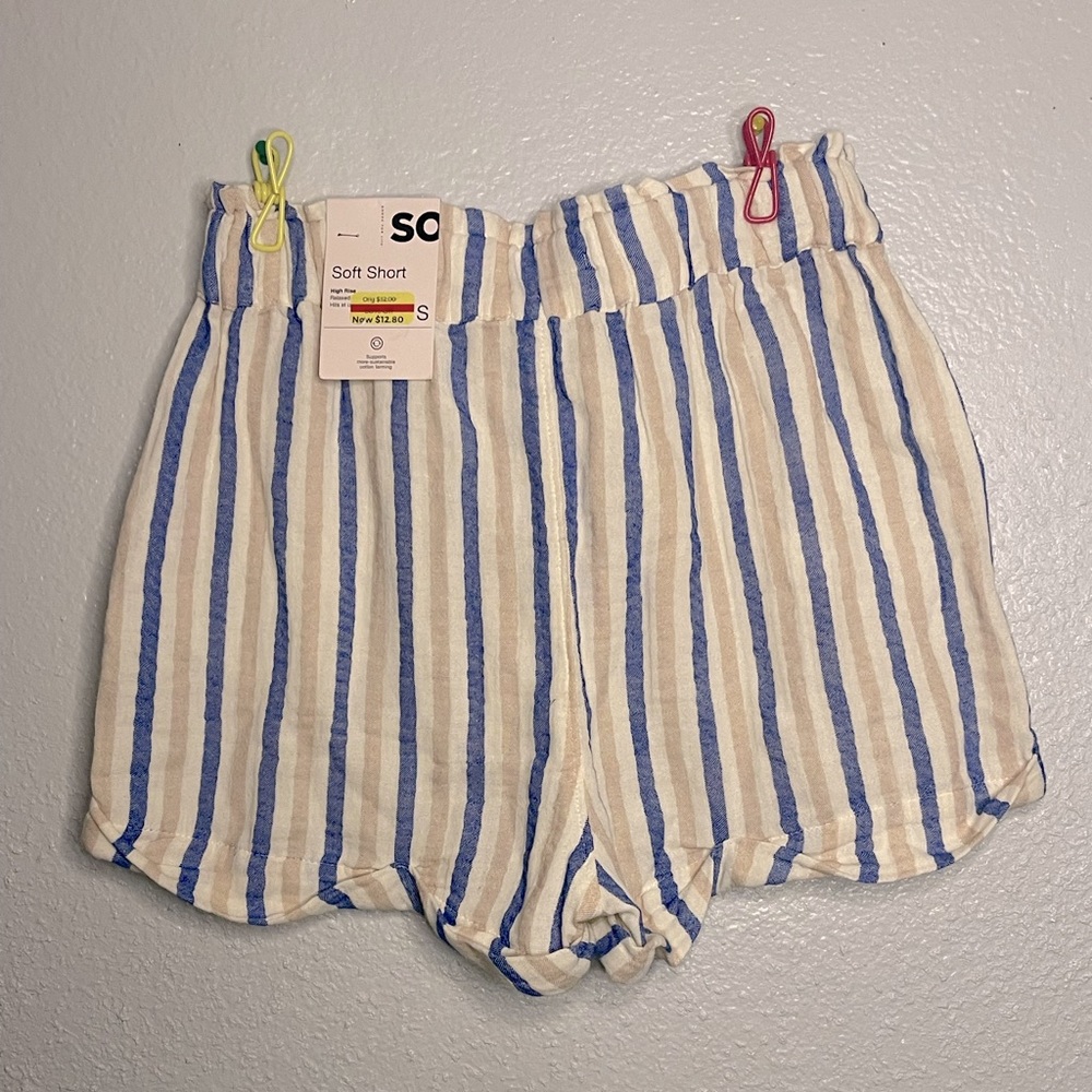 linen shorts